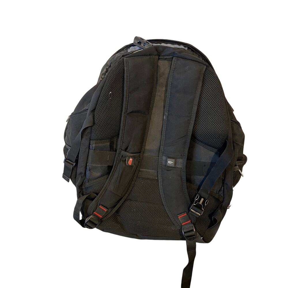Shrradoo Computer Charging Backpack - Picture 4 of 4